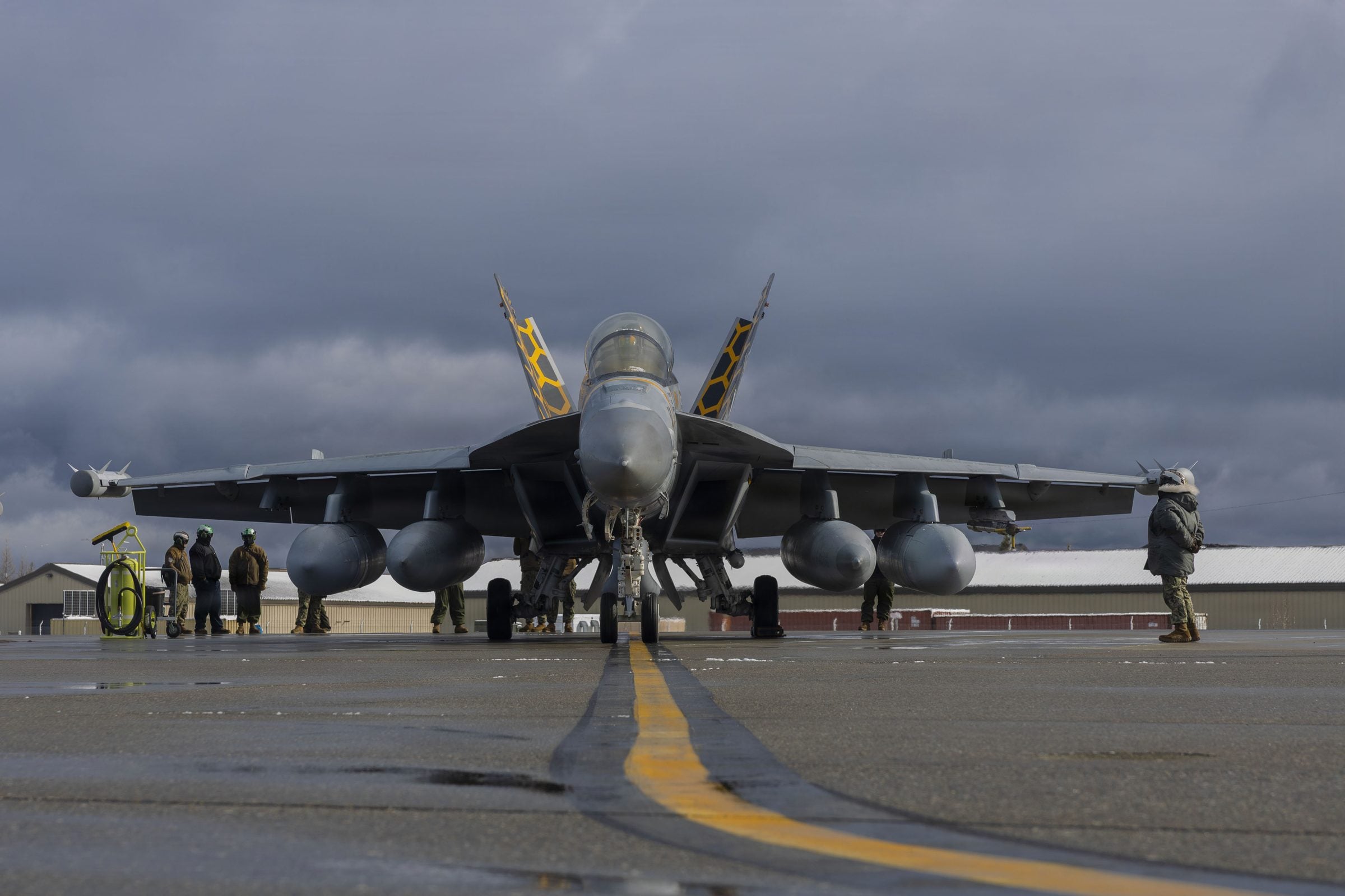 EA-18G Growler on the flightline